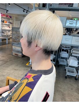 ニュート(Neut ) メンズホワイトブロンド/ケアブリーチ抜きっぱなしカラー/名古屋