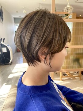 アドラーブル 長岡リップス旭岡店(adorable) 20代30代40代大人可愛い★小顔くびれショート