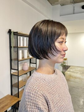 リル(LIL') レイヤーショートボブ