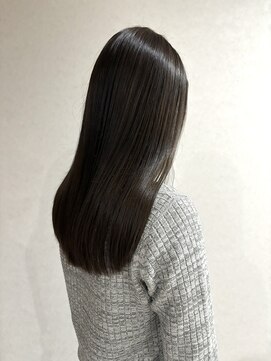 ヘア スノー(HAIR SNOW) 艶髪☆ストレート20代30代