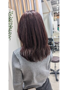 サンクチュアリ ウィズエデン 京橋店(Sanctuary with eden) 赤カラー