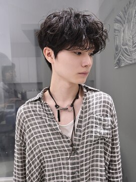 イリ(iLi) 【iLi×REN】ニュアンスパーマ/シャドウパーマ《立川》