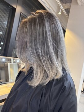 リア 布施店(Lia) バレイヤージュ