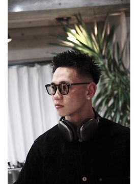 アップセット(UP SET) 茨木市メンズカット、スパイキーショート、フェード、短髪