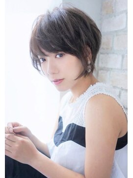 ボニークチュール(BONNY COUTURE) 神戸40代大人ボブ・大人ショートヘア・グロスカラー