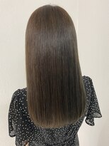 アングゥ ウル(ungu ul)&nbsp;ロング/艶カラー/髪質改善トリートメント