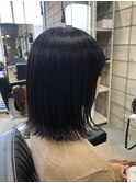 ダークブラウン×切りっぱボブ