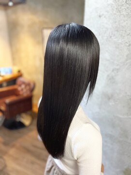 スローネ(THRONE) 髪質改善／ヘッドスパ／トリートメント／新宿