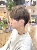 マッシュショート 柔らかベージュ