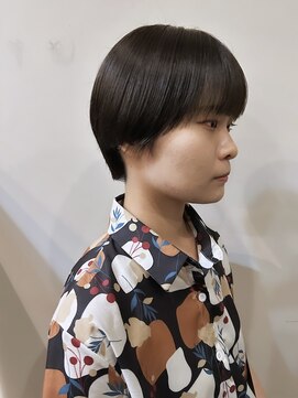 ノエル(NOEL) チビえり丸みショート