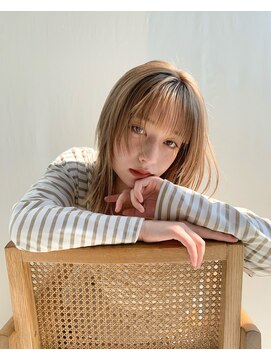 ローウェ 二子玉川(Louwe) ボブ/大人かわいい/フェザーバング/透け感グレージュ