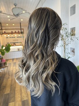 ソンリエ 青竹店(SONRiE) 外国人風バレイヤージュスタイル