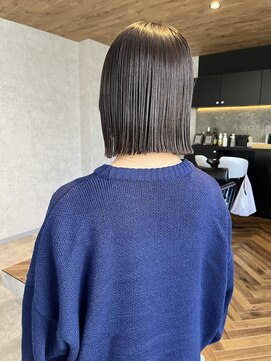 サクラ 岐阜(SAKURA) 縮毛矯正 ぱっつん 切りっぱなし