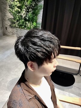 ネセサリー(NECESSARY) カット