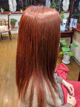 サクライ美容室 レッド系ハイトーンカラー