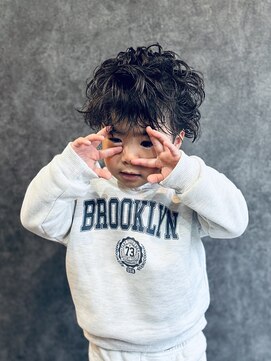 ベース(BASE) Cafe&Barber BASE×王道キッズパーマ