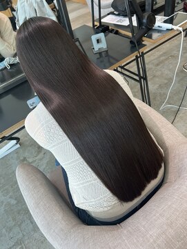 ラヴィエ(RAVIE) 【半田・髪質改善】縮毛矯正/トリートメント/マンツーマン