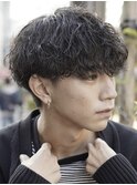 大分メンズツーブロック刈り上げマッシュ波巻きスパイラルパーマ