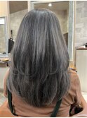 イメージは『夜の海のグラデーション』です。