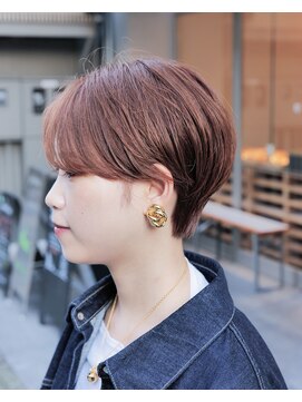 透明感ブラウンショート