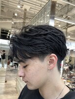 フィフスパーク(fifth PARK)&nbsp;渋谷センターパート色気フェザーパーマ毛流れニュアンスパーマ