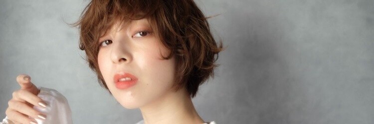 ウル(uru)のサロンヘッダー