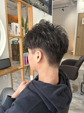 アムヘアー(A.M. hair) ニュアンスパーマ/シャドウパーマ/フェザーパーマ/ツーブロック