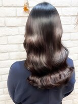 アドラーブル ココロ 新潟(adorable CoCoLo)&nbsp;似合わせ小顔レイヤーとブリーチなしカラーで美髪