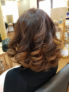 ワフトクラフト(waft craft) 大人可愛いパーマスタイル