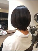 ショートボブ
