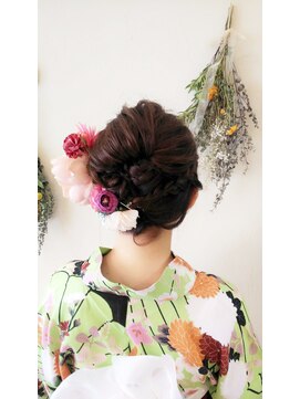 ネオリーブチノ 登戸店(Neolive cino) neolive cino 夜会風まとめ髪アレンジ☆