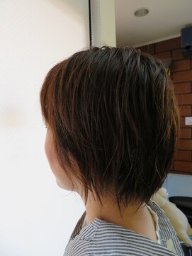 あんぐる美容室 ナチュラルショート