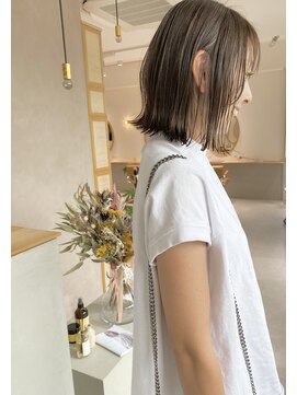 ゴカン(Gokan) 耳かけぷつんとボブ/Gokan