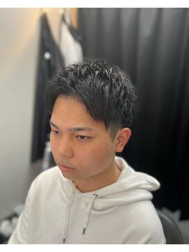 ハチマルハチ 新宿(808) サッパリツーブロ♪