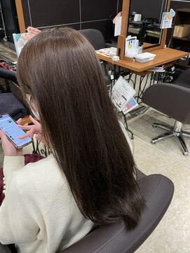 ブレス ザモール郡山店 ベージュカラー