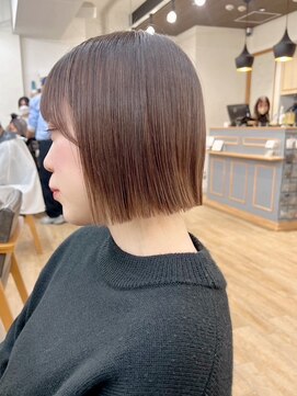 ネオリーブ クーロ(Neolive curro) 小顔タッセルボブ×美髪[ぱつっとボブ/縮毛矯正/横浜韓国]