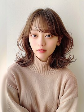 クラン 岡本(Chlan) 顔周りレイヤー 小顔前髪 外ハネミディ