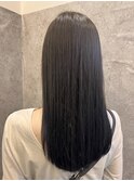 暗めオリーブグレージュ
