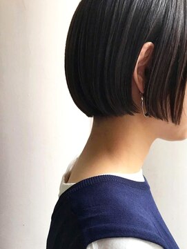 ゴカンムード(Gokan mood) nakasone後ろ下がりボブ