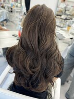 アマトウキョウスマートサロン(AMA TOKYO×Smart Salon)&nbsp;ヘーゼルベージュ　ブリーチなし　レイヤーカット　海外風