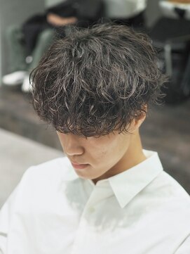 ササ シンサイバシ(33 SHINSAIBASHI) シャドウパーマルーズパーマツイストスパイラル波巻きスパイラル