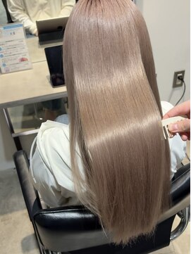 スイ 松戸(SUI) 綿貫航太◎髪質改善/ケアブリーチ/ミルクティーカラー/ベージュ