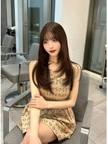 ラル 立川(lar) あきレイヤー_大人ガーリーダークアッシュ似合わせカット