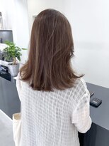 ザワン(the one .)&nbsp;【the one.】柔らかナチュラルブラウンの外ハネミディ　-HIROMI-