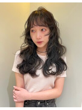 ベホブ(Behov) 透明感オリーブグレージュ