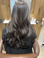 ベルベットヘア 千早店(Velvet hair)&nbsp;ダークトーンカラー×重めロング【みつ】