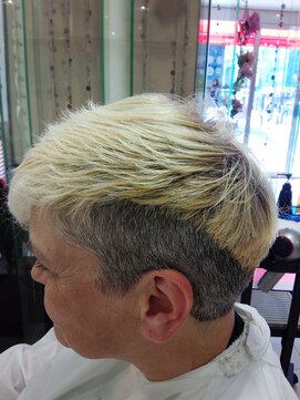 クロップ エス 茅ヶ崎本店(crop es) 彼女はカナダ人。