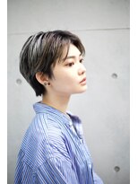 レンジシ オモテサンドウ(RENJISHI omotesando) ローライトが可愛いハンサムショート　(RENJISHI 池田)