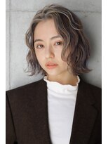 カライング(ing)&nbsp;大人可愛い20代30代40代黒髪前下がりショートボブ丸みショート◎