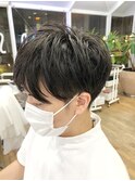 メンズショート　マッシュ　センターパート　メンズパーマ